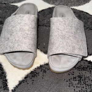BIRKENSTOCK x Fear of God Los Feliz Felt in Cement Melange
